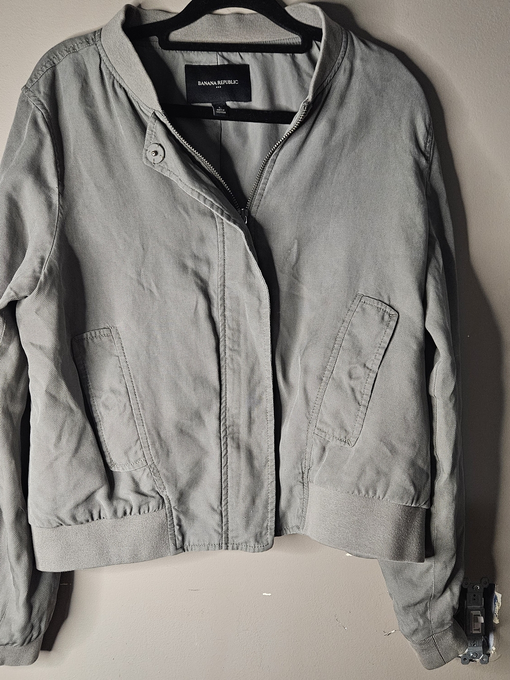 Banana Republic Women's Light Gray Bomber Jacket with Zip & Snap Size Large